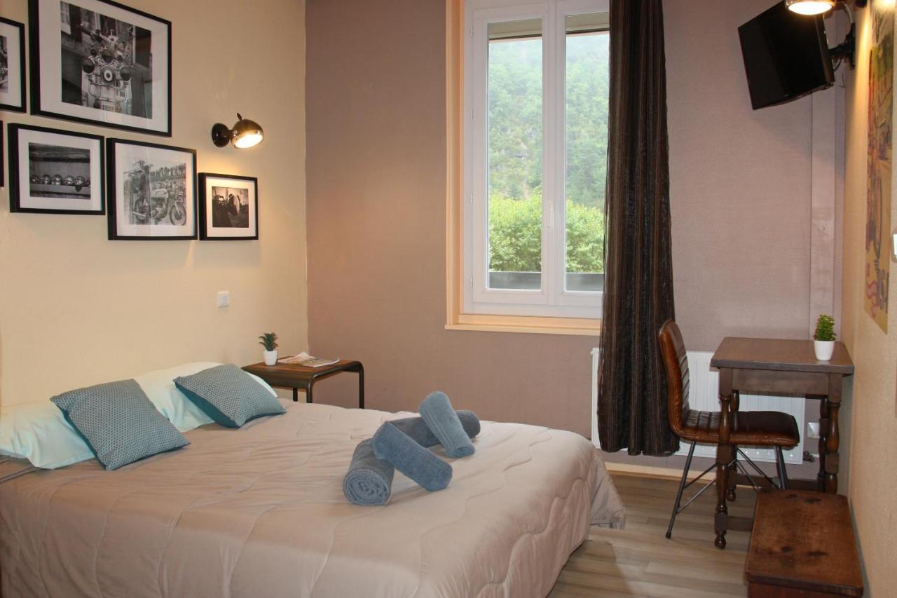 Hotel Des Bateliers La Malene Ngoại thất bức ảnh